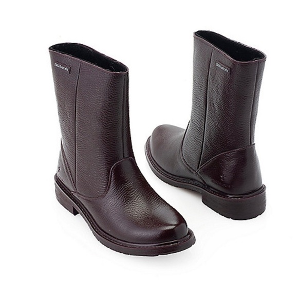 Emu Kerie Australia rubber waterproof boots, size 7 women, color Wine - Picture 1 of 13